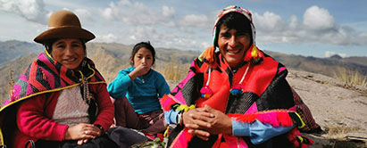 Peruansk par med barn