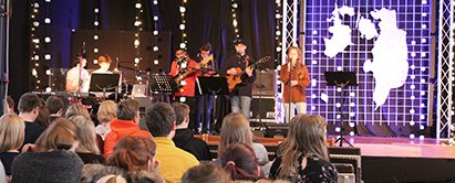 Temaet på weekendens Mission17 på LMH var "Upside Down". Samling i mødesalen til MISSION17 på LMH 17.-19. november 2017